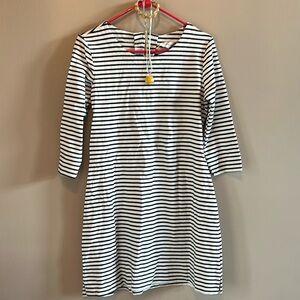 Boutique Dress w Stripes & Jewlery